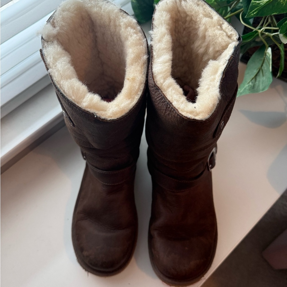 SIZE 9 UGG Dark Brown Moto Boots - Picture 2 of 10
